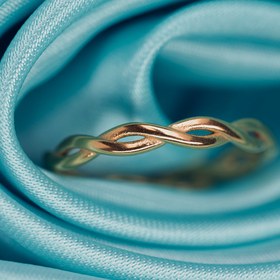 Elix gedraaide ring